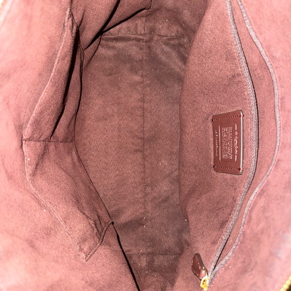 Coach Burgundy Embossed Leather Tote with Gold Chain - Picture 3 of 3